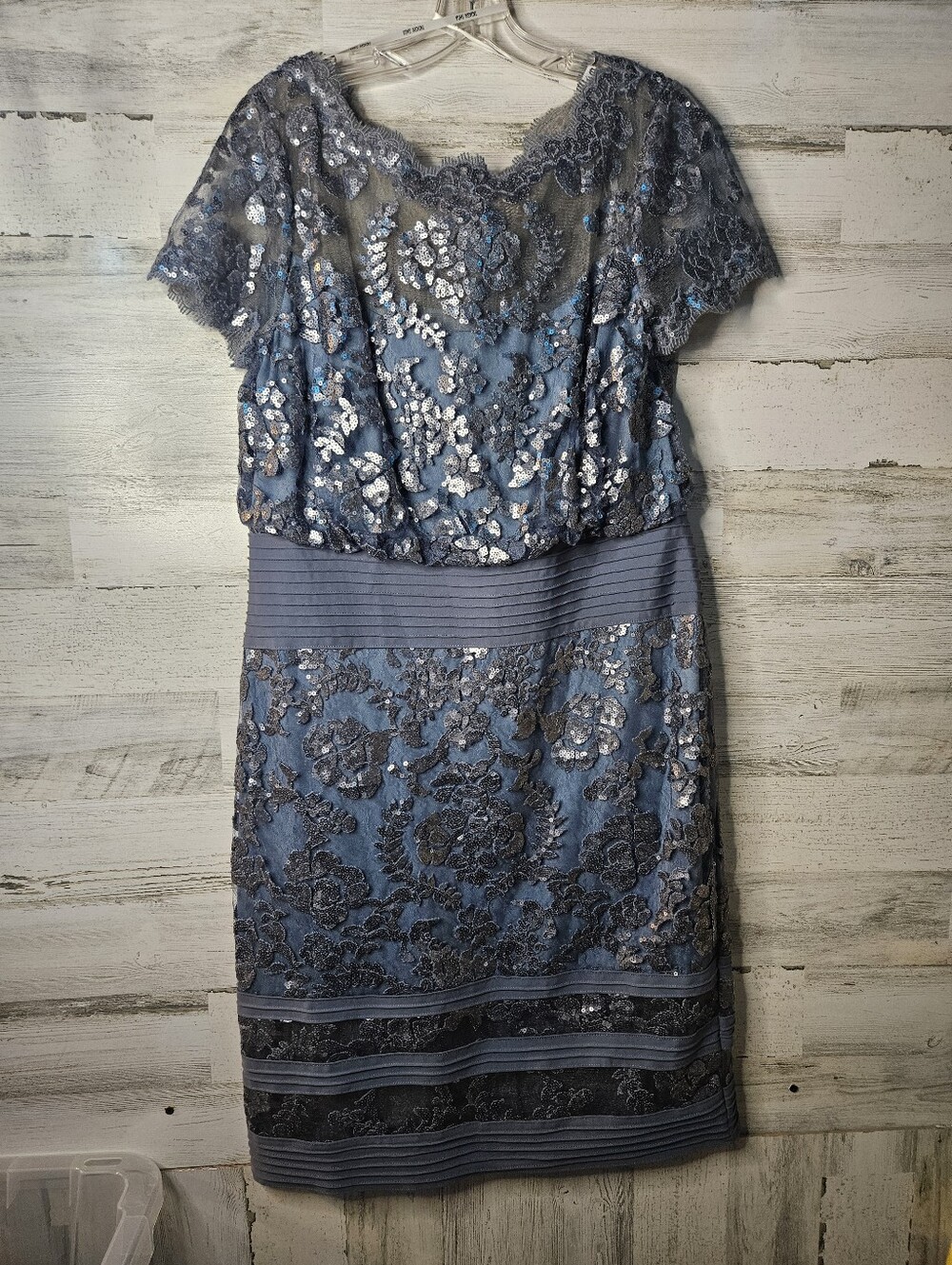 Tadashi Shoji Dusty Blue Lace & Sequin Midi Dress 14